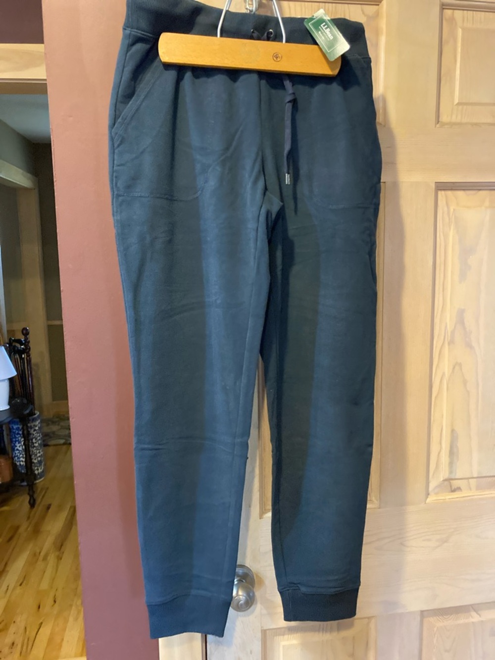 LLBean women's navy Jogger Sweatpants with Drawstring